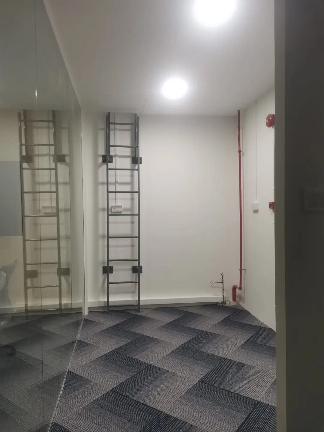 Tuas View cat ladder wall fixing and bracket installation